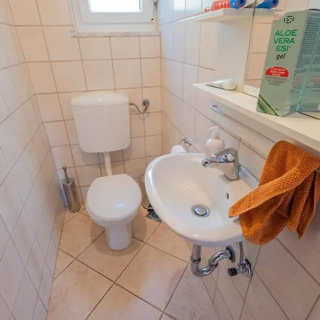 Ahel Apartament Jadranovo